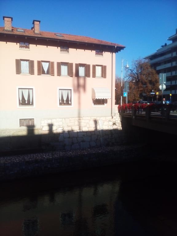 Alloggio Ponte Dei Cavalleggeri Hotel Trento Kültér fotó