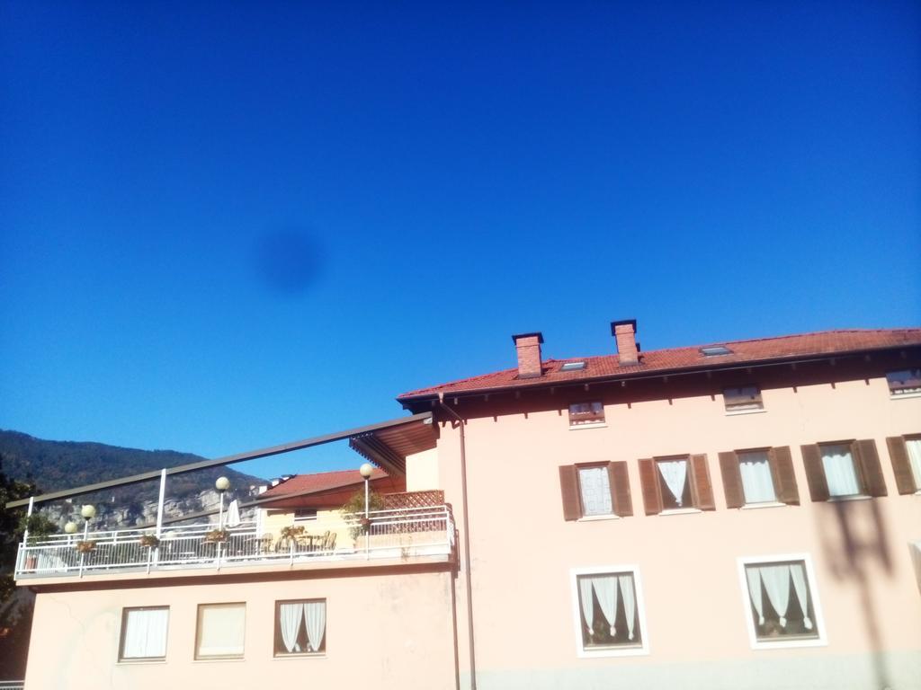 Alloggio Ponte Dei Cavalleggeri Hotel Trento Kültér fotó