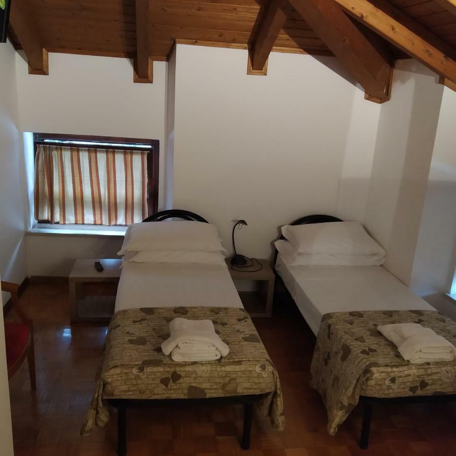 Alloggio Ponte Dei Cavalleggeri Hotel Trento Kültér fotó